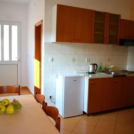 Klara Apartment *